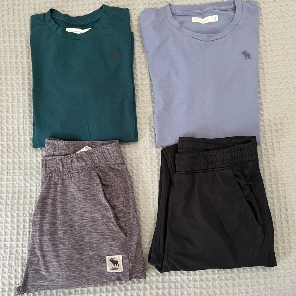 Abercrombie Boys Bundle 🖤 Airknit Joggers + Tees – Size 13/14